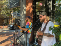 August 25, 2022 Lenny and Pete, Gastown Unplugged - August 25, 2022