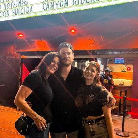 Naomi (mom), Lenny and Sarah Naomi (mom), Lenny and Sarah -Rickshaw April 25, 2025